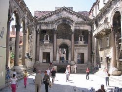 Split - peristyl Diokleciánova paláce